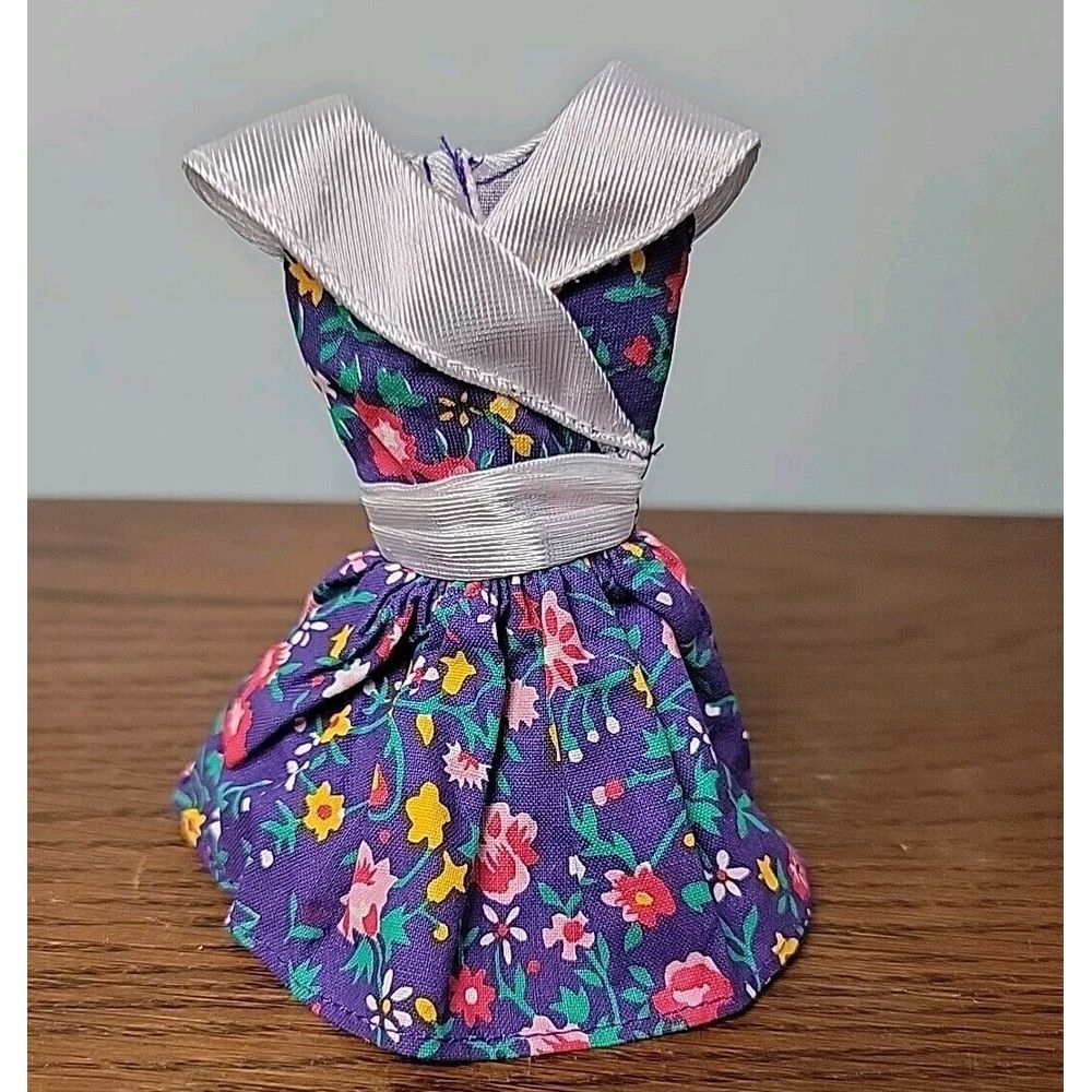 Vintage 1993 Mattel Barbie Fashion Avenue‎ Floral Dress Fit & Flare